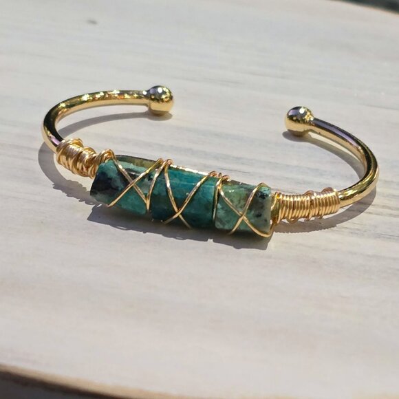 Chrysocolla Goddess Energy Wire Wrap Cuff w/ 14Kt Gold Over Brass – NWT - Picture 4 of 12